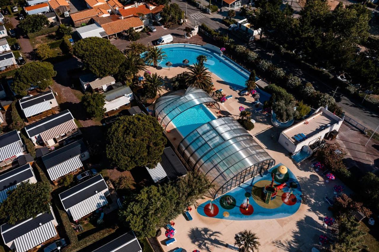Hotel 318 Emplacement Prestige A Mer Et Soleil 5* Les Sables Vignier Esterno foto