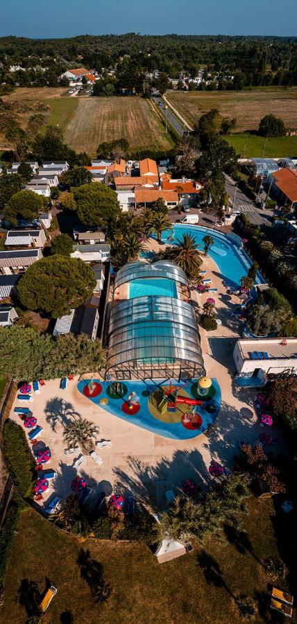 Hotel 318 Emplacement Prestige A Mer Et Soleil 5* Les Sables Vignier Esterno foto